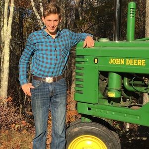 Meet your Posher, Ethan